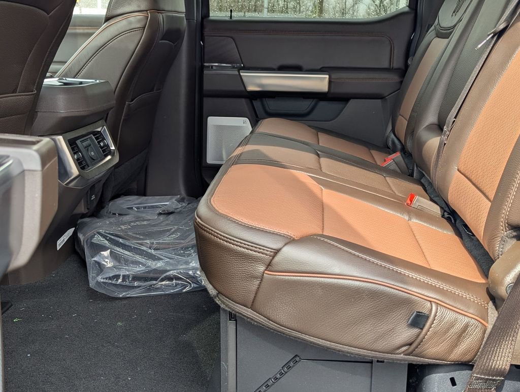 New 2026 Ford F250 4x4 Crew Cab Super Duty image 13