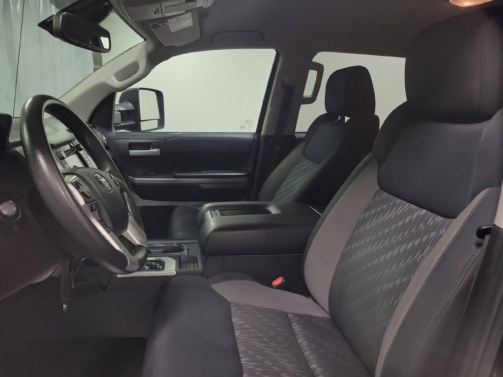 Used 2019 Toyota Tundra SR5 w/ SR5 Upgrade Package AWD/4WD image 17