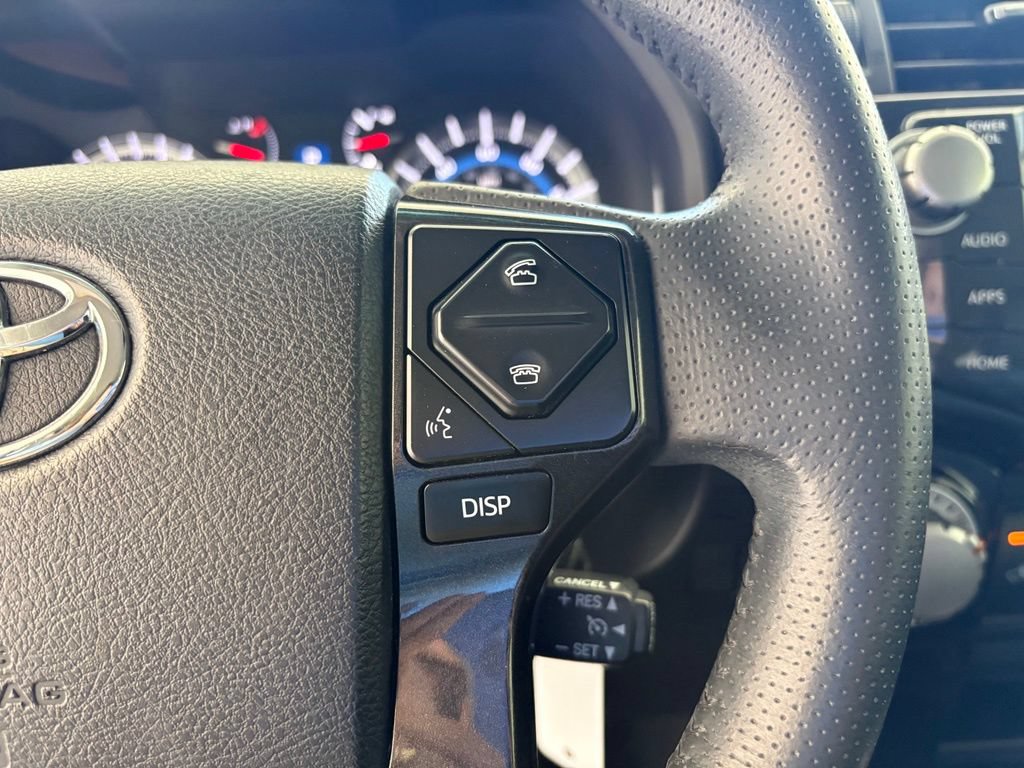 Used 2018 Toyota 4Runner TRD Off-Road AWD/4WD image 5