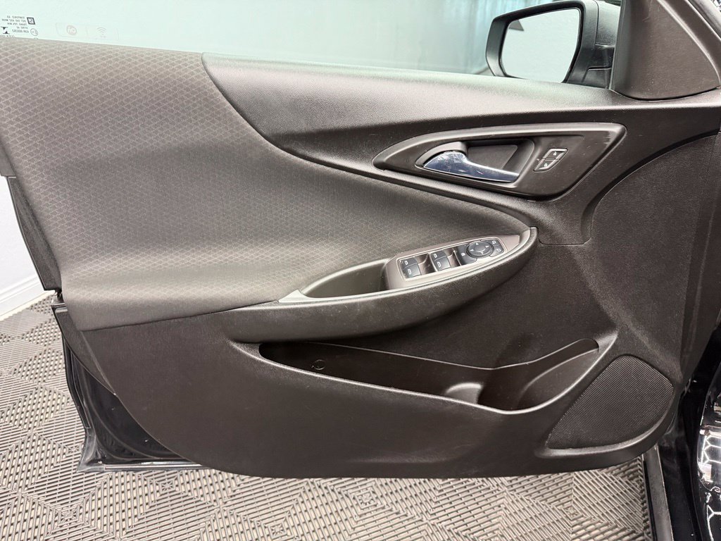 Used 2022 Chevrolet Malibu LS w/ LPO, Convenience Package 2 FWD image 36