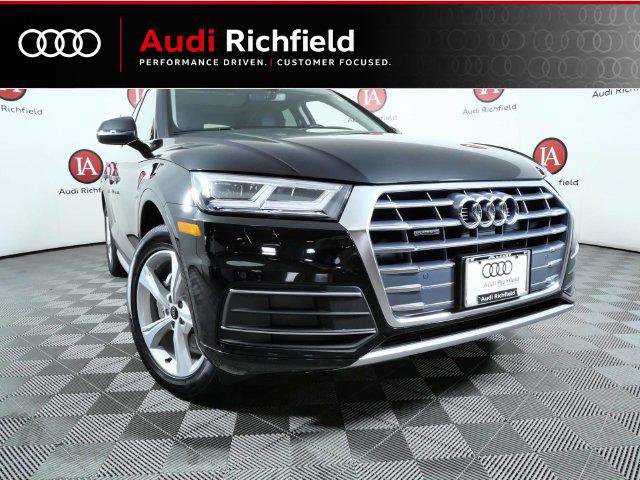 Used 2020 Audi Q5 2.0T Premium Plus w/ Premium Plus Package AWD/4WD image 2