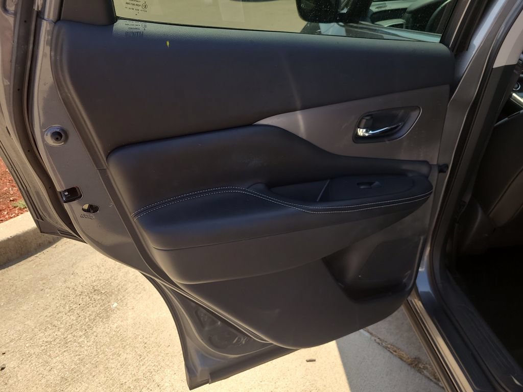 Certified 2024 Nissan Murano SV FWD image 14