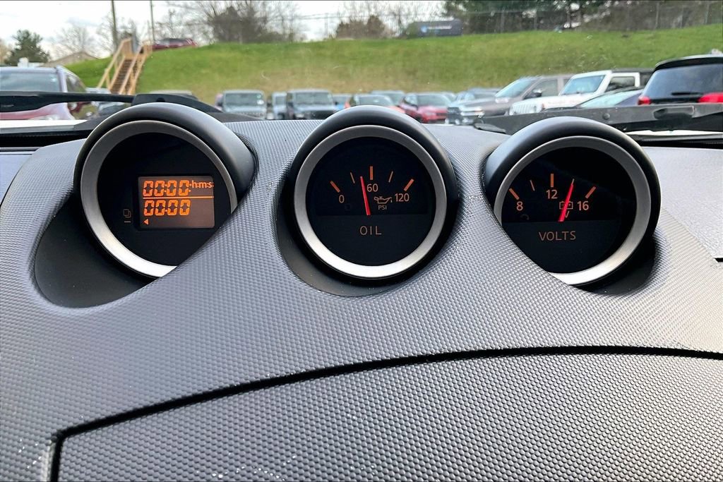 Used 2008 Nissan 350Z Touring RWD image 14