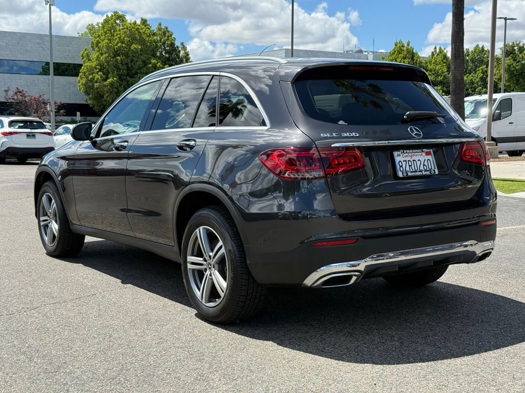 Used 2022 Mercedes-Benz GLC 300 4MATIC w/ Premium Package Lite image 7