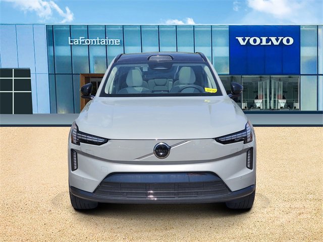 New 2025 Volvo EX90 Plus image 2