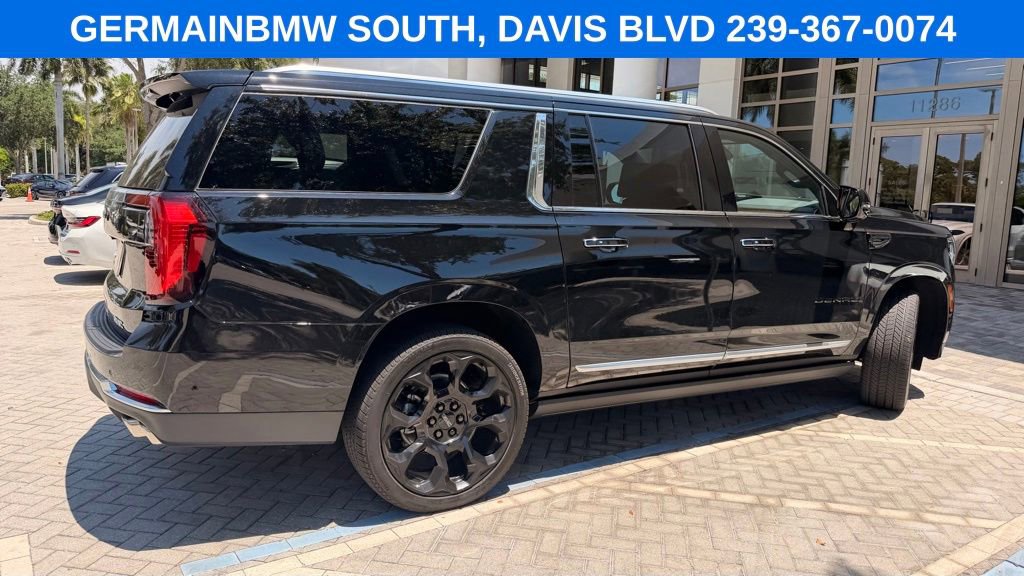 Used 2026 GMC Yukon XL Denali w/ Denali Reserve Package AWD/4WD image 23