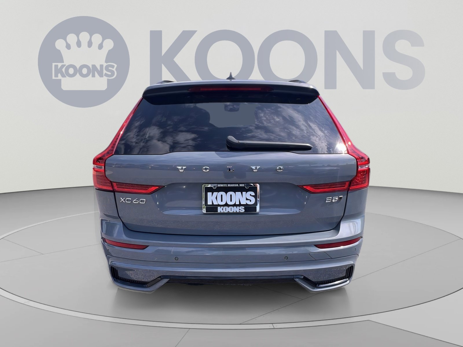Used 2024 Volvo XC60 B5 Plus w/ Climate Package AWD/4WD image 5