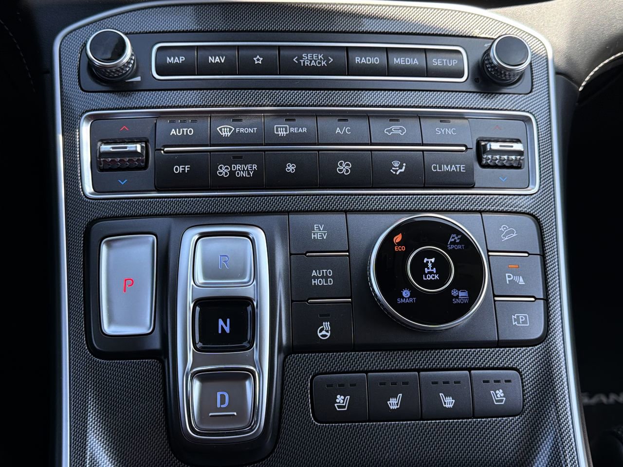 Used 2023 Hyundai Santa Fe Limited AWD/4WD image 24