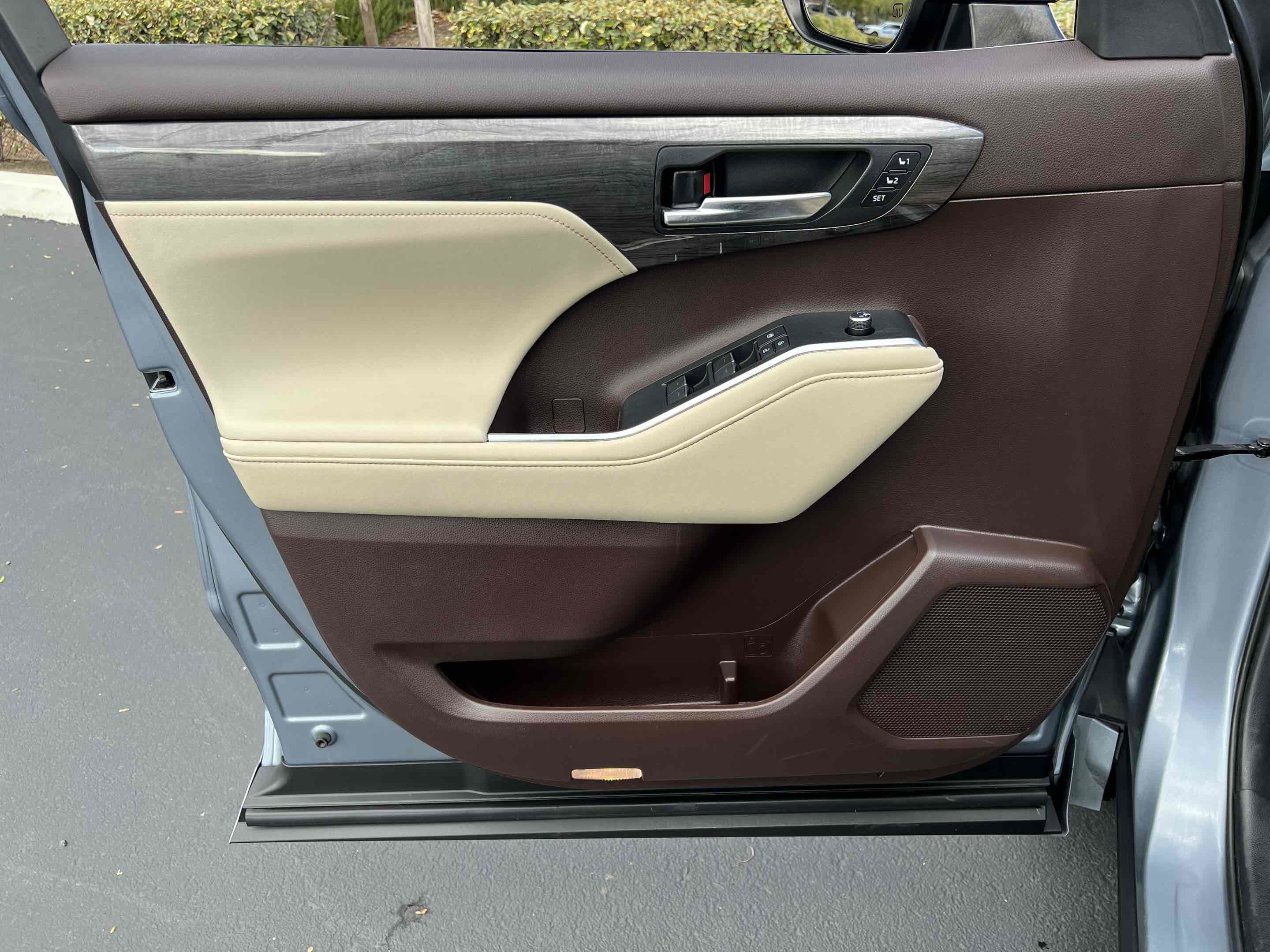 Used 2020 Toyota Highlander Platinum image 73