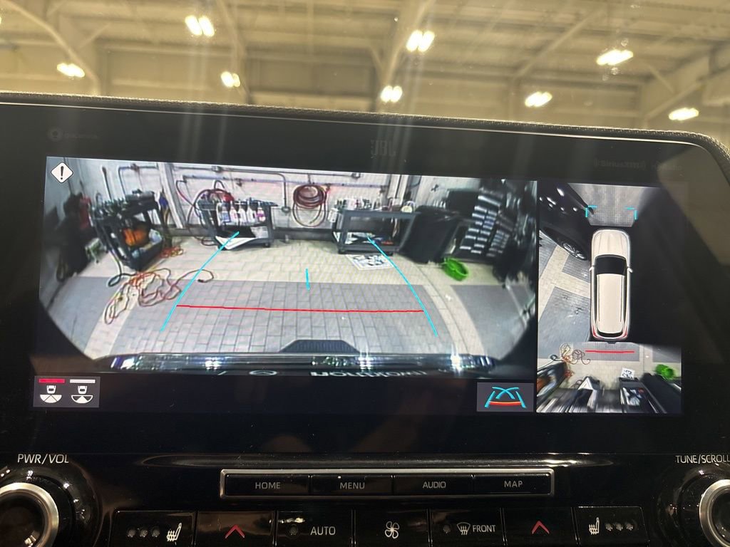 Used 2022 Toyota Highlander Platinum image 16