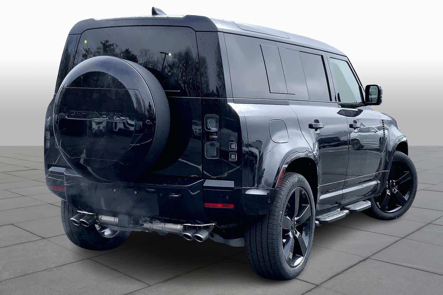 New 2026 Land Rover Defender 110 V8 image 3
