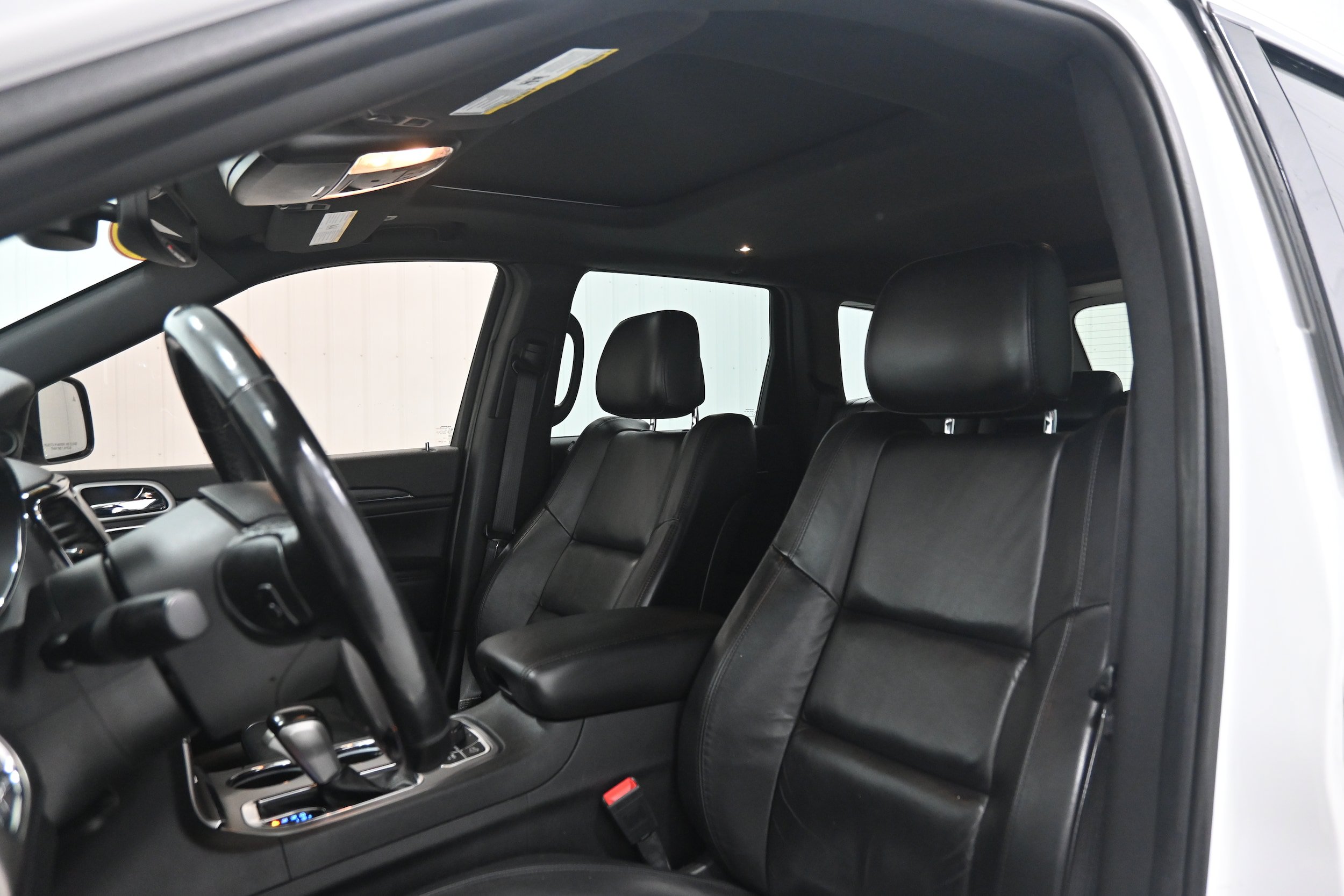 Used 2021 Jeep Grand Cherokee Limited AWD/4WD image 7