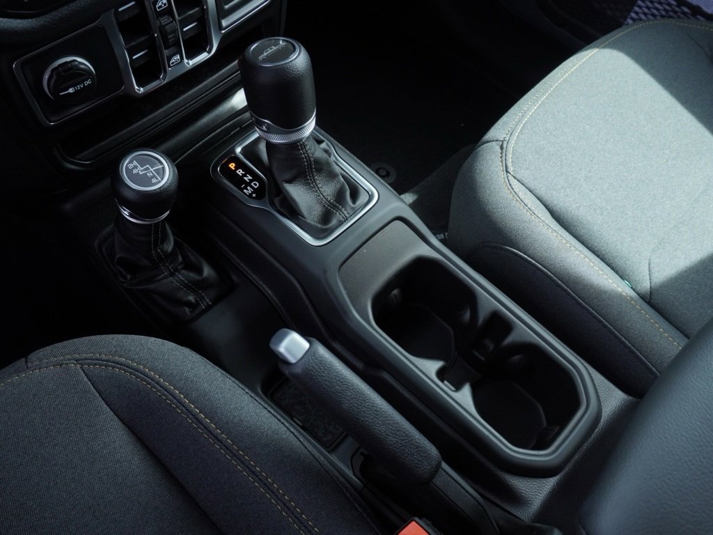 New 2025 Jeep Gladiator Sport S image 20