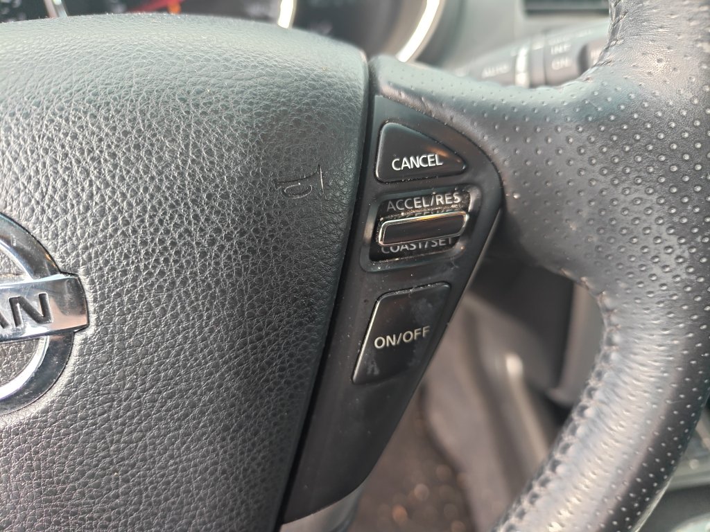 Used 2014 Nissan Murano SL w/ Navigation Package image 16