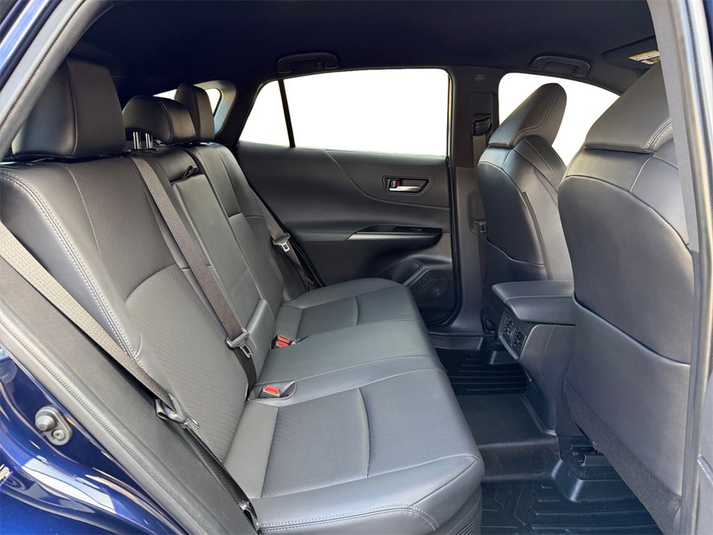 Used 2021 Toyota Venza XLE image 20