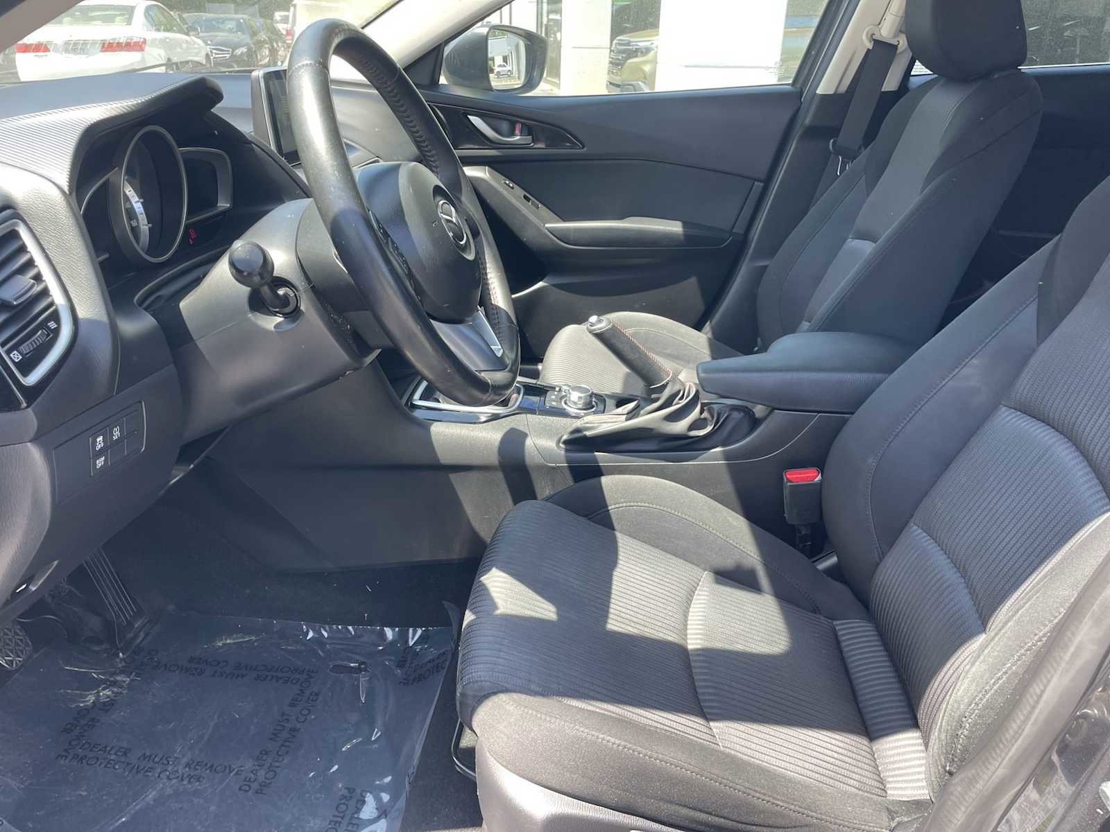 Used 2015 MAZDA MAZDA3 i Touring image 10