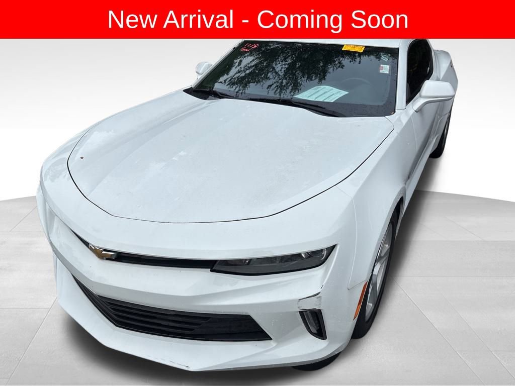 Used 2017 Chevrolet Camaro LT image 1