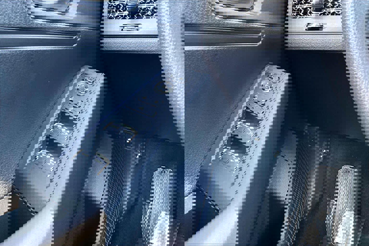 Used 2025 Honda Accord LX image 33