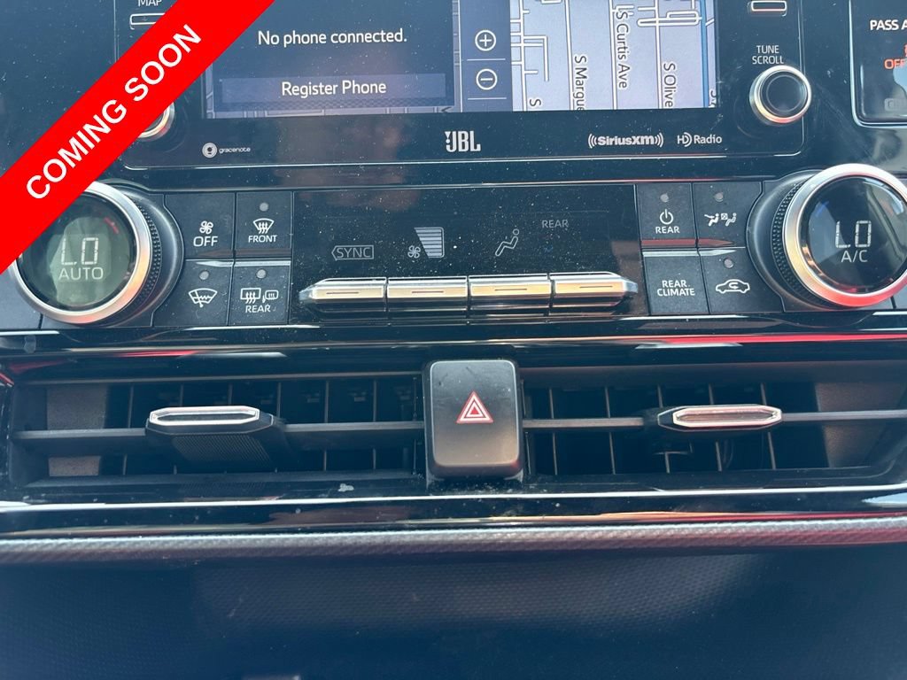 Used 2021 Toyota Highlander XSE AWD/4WD image 34