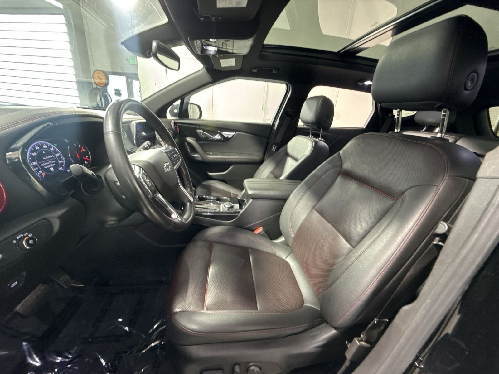 Used 2022 Chevrolet Blazer RS w/ Enhanced Convenience Package AWD/4WD image 14