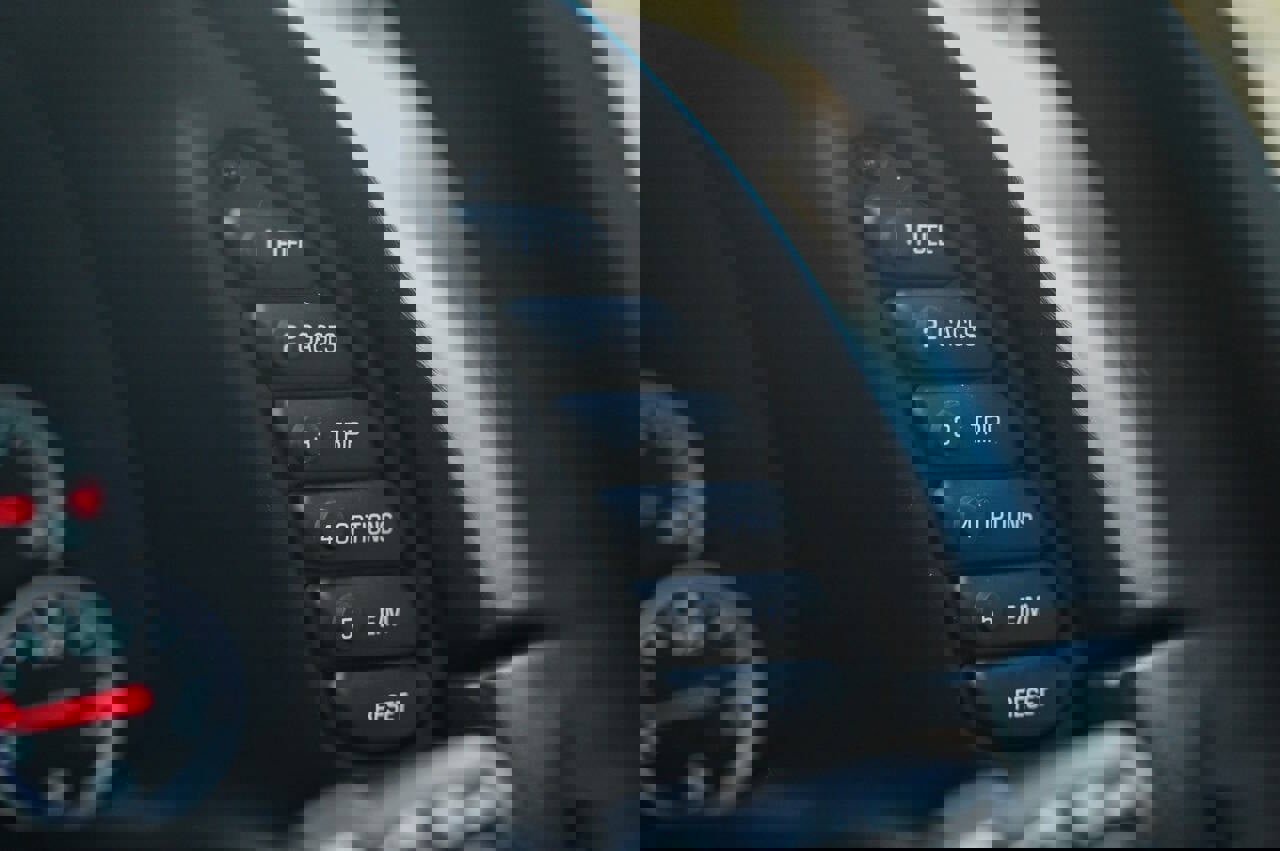 Used 2002 Chevrolet Corvette Z06 w/ Memory Pkg image 69