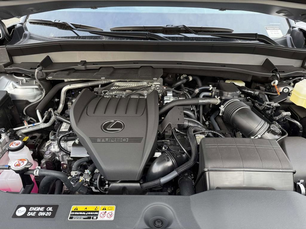 Used 2025 Lexus TX 500h AWD image 28