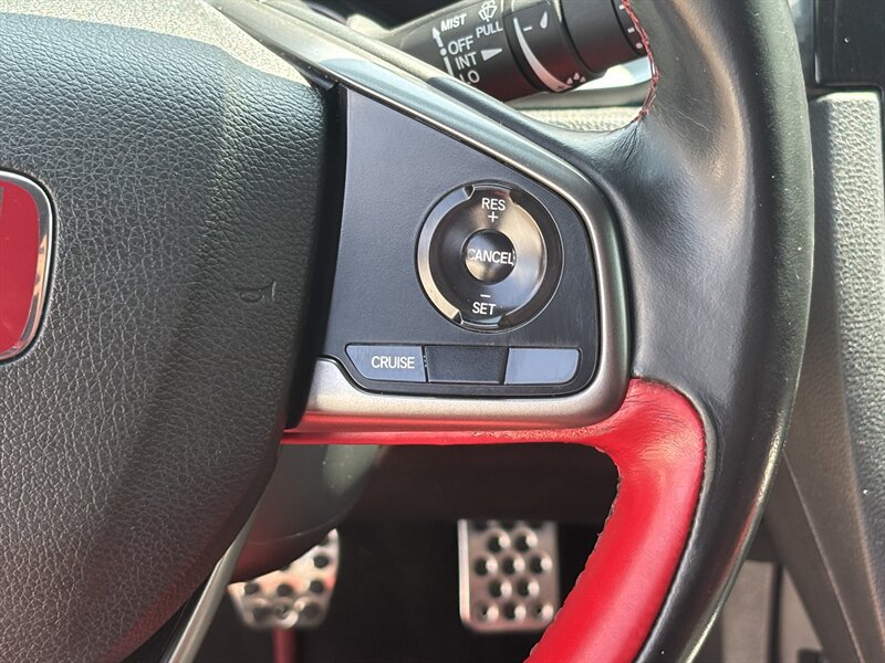 Used 2019 Honda Civic Type R image 23