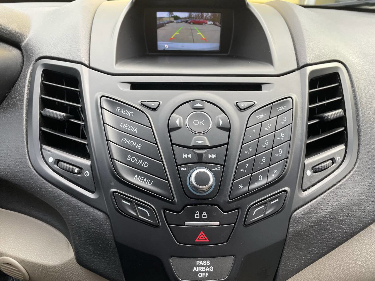 Used 2018 Ford Fiesta SE w/ Cold Weather Package FWD image 19