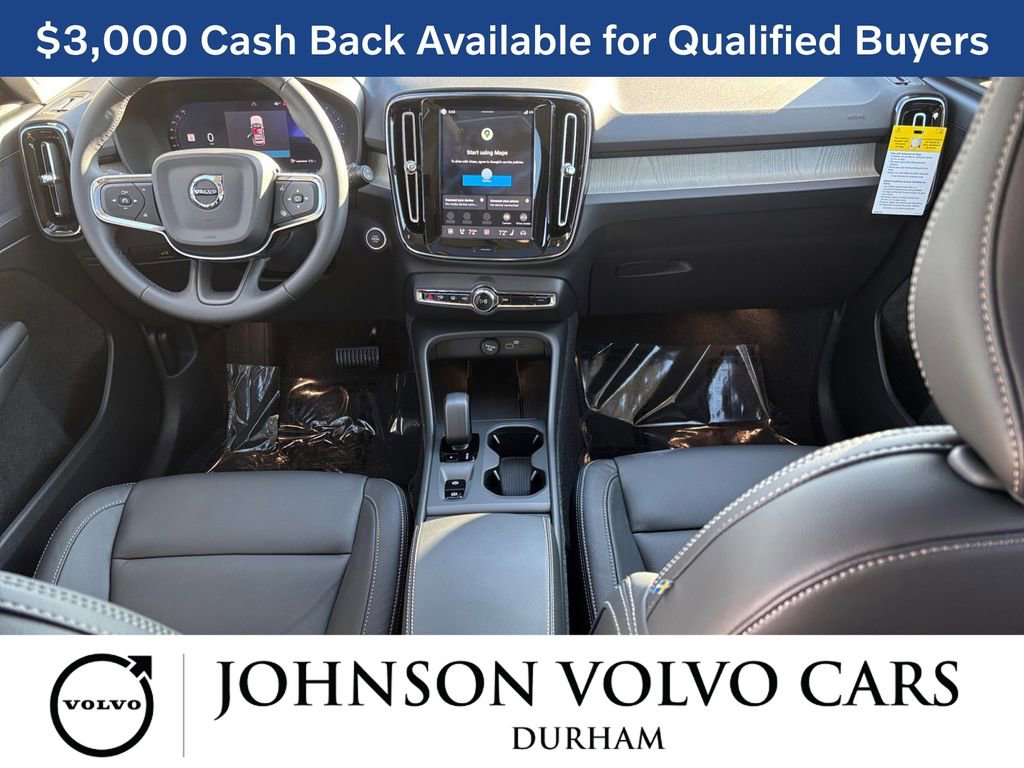New 2026 Volvo XC40 B5 Core w/ Climate Package image 7