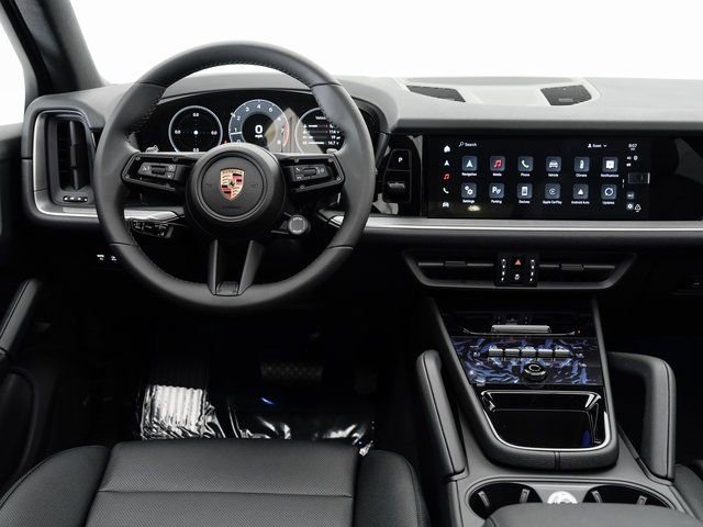 Certified 2025 Porsche Cayenne image 17