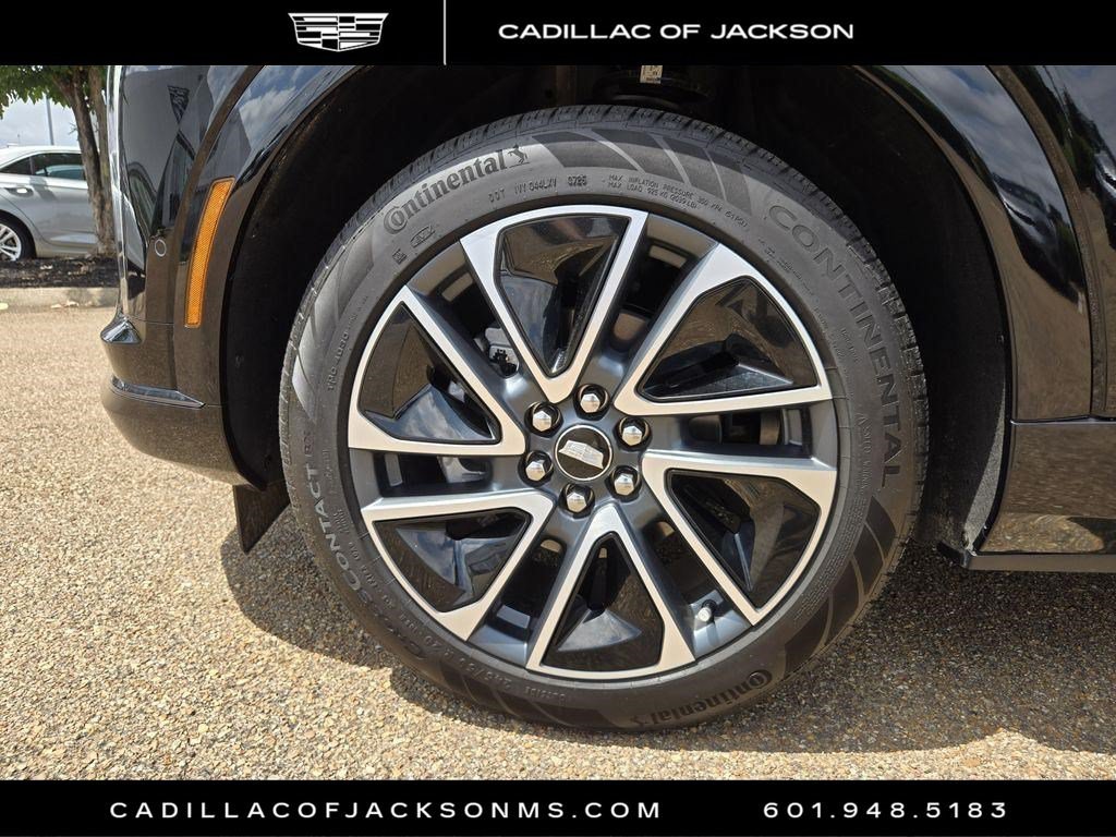 New 2026 Cadillac Optiq Sport 2 w/ LPO, Floor Liner Package RWD image 21