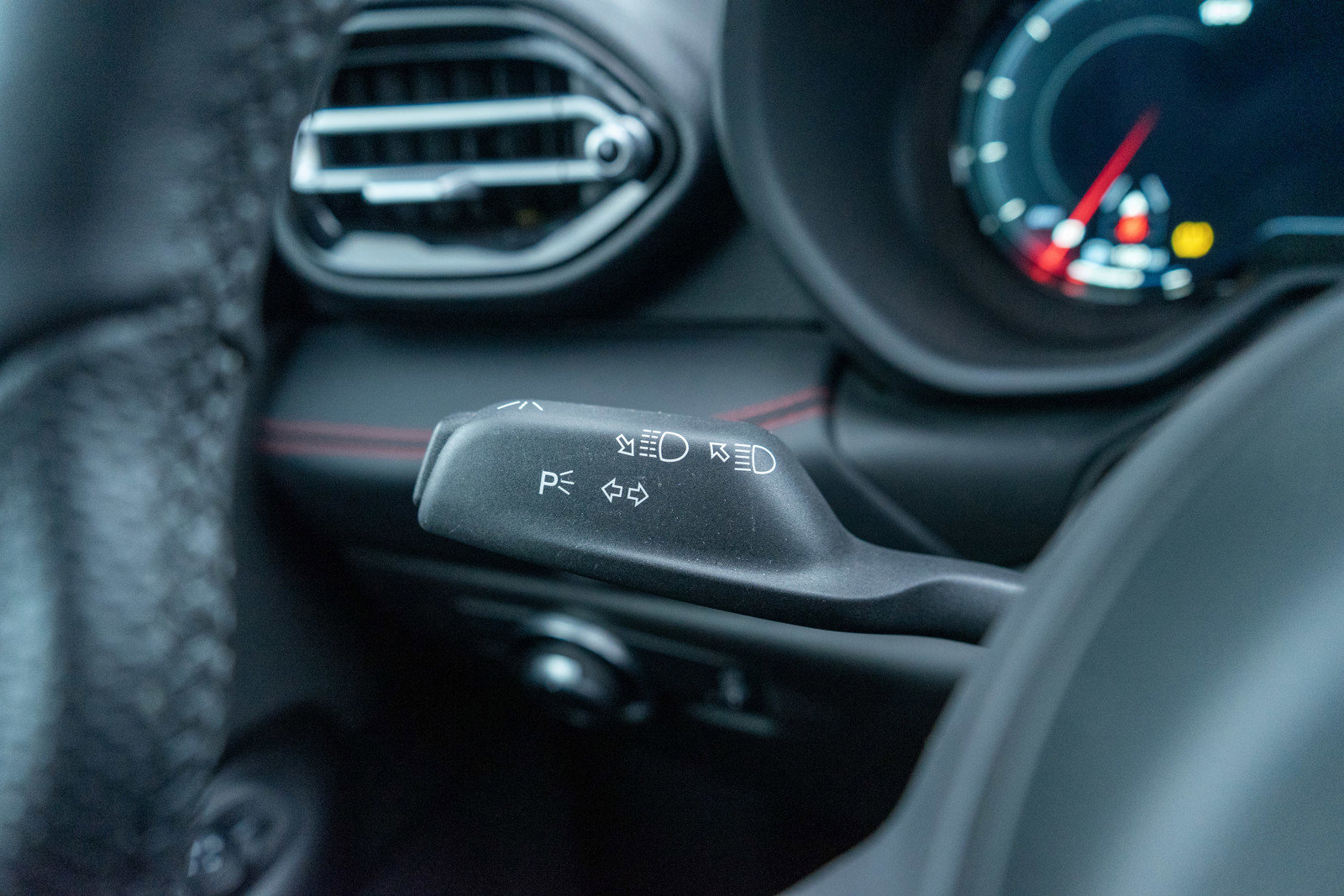 Used 2024 Dodge Hornet GT image 23