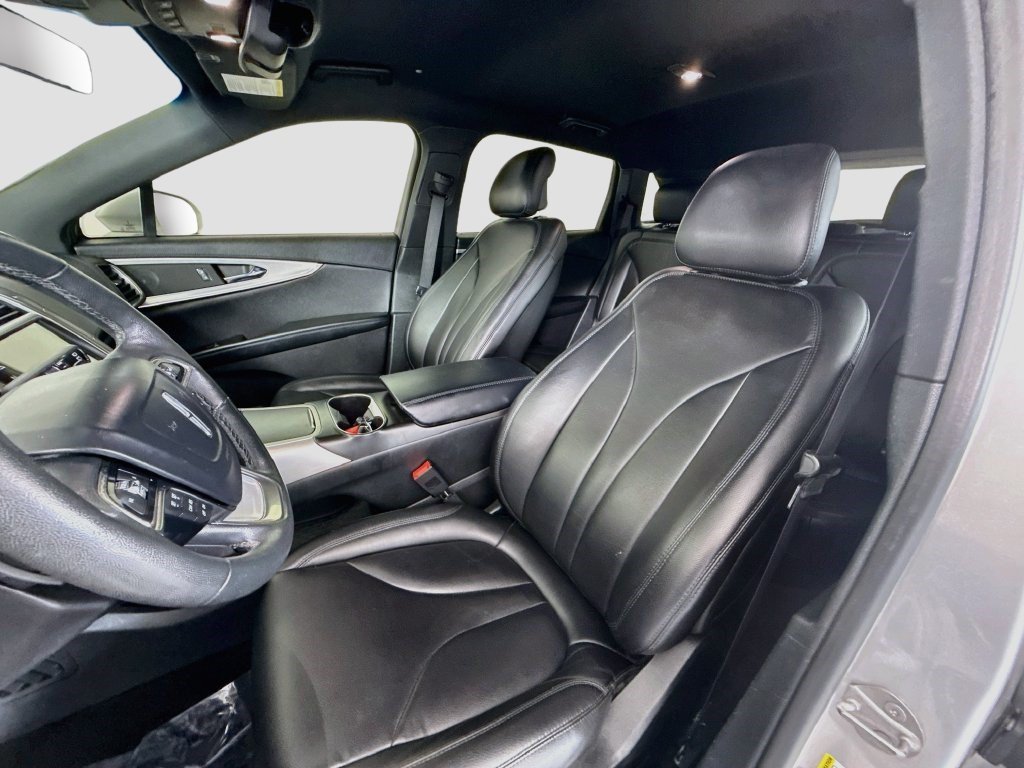 Used 2019 Lincoln Nautilus FWD image 21