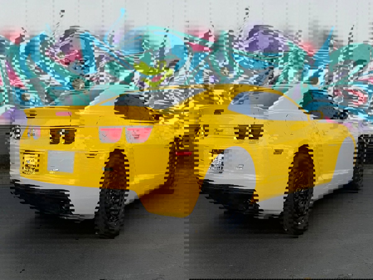 Used 2012 Chevrolet Camaro LS RWD image 3