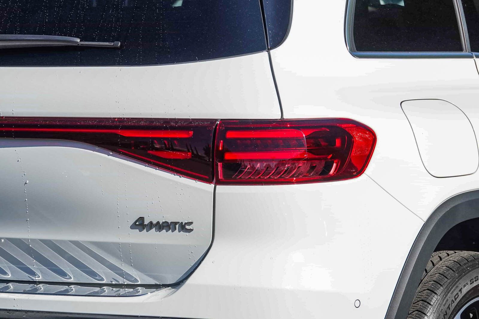 Used 2024 Mercedes-Benz EQB 350 4MATIC SUV image 8