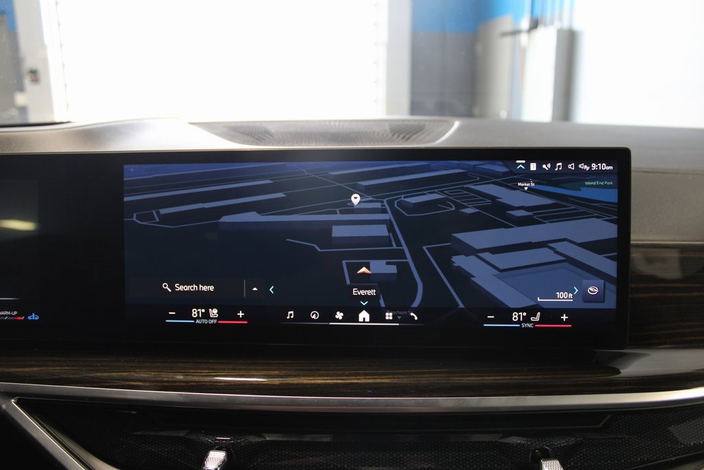 Used 2024 BMW X7 xDrive40i w/ M Sport Package image 36