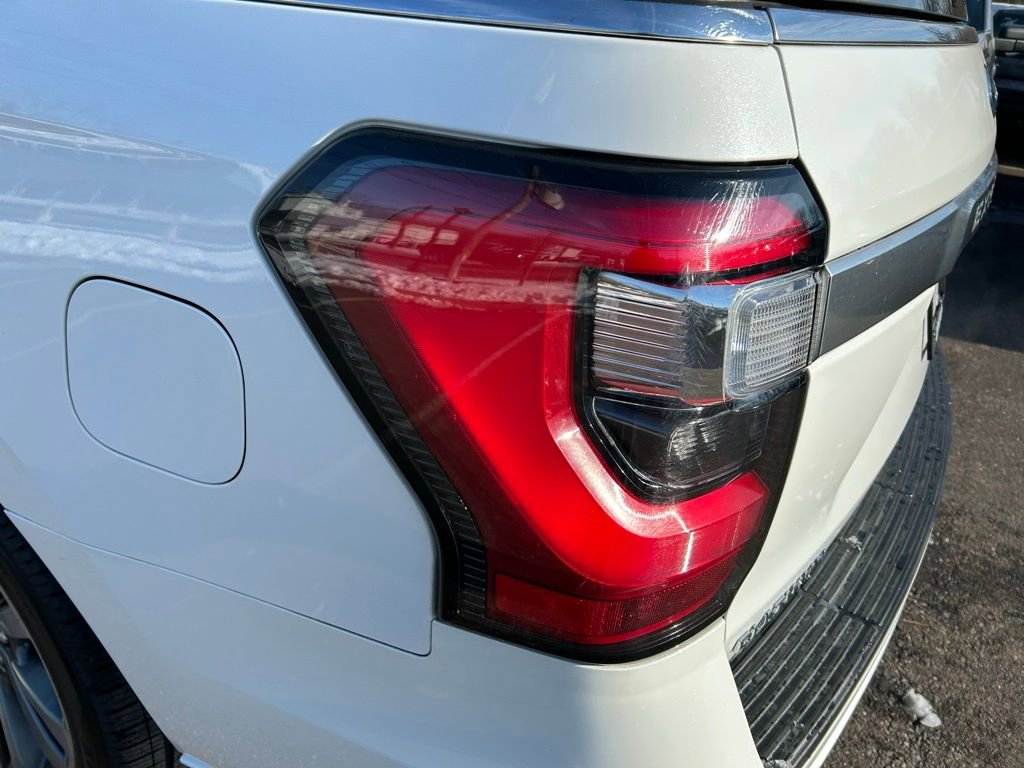 Certified 2020 Ford Expedition Platinum image 34