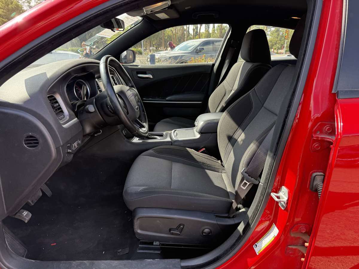Used 2022 Dodge Charger SXT RWD image 6