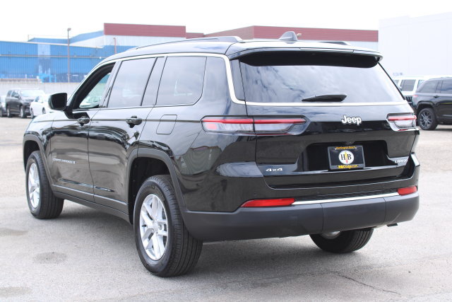 Used 2025 Jeep Grand Cherokee L Laredo w/ Luxury Tech Group I AWD/4WD image 2