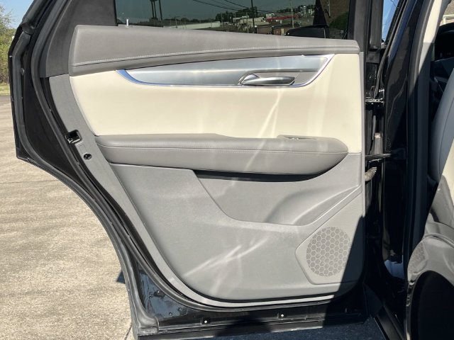 Certified 2021 Cadillac XT5 Premium Luxury FWD image 18