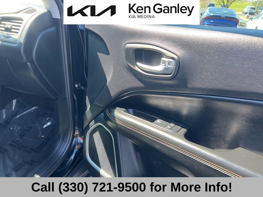 Used 2018 Jeep Compass Latitude w/ Popular Equipment Group image 52