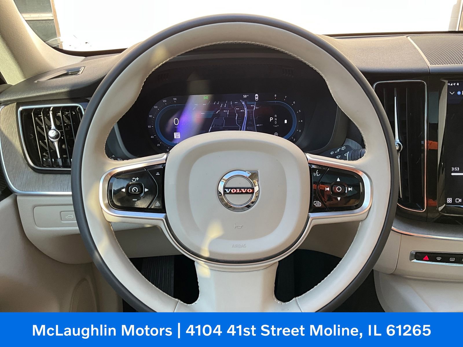 Certified 2023 Volvo XC60 B5 Plus AWD/4WD image 3