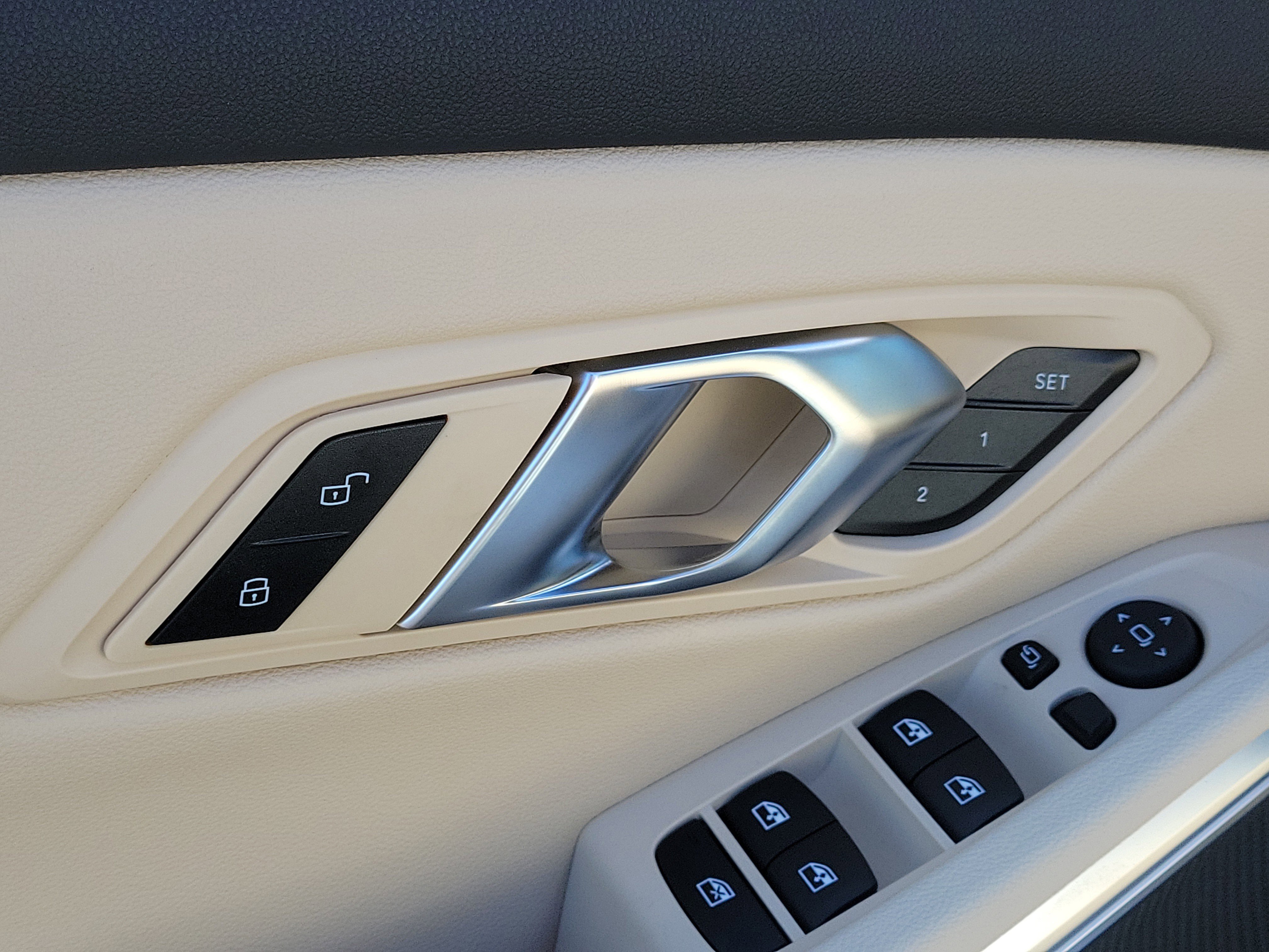 New 2026 BMW 330i Sedan w/ Premium Package image 14