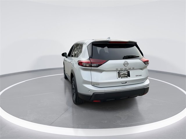 Used 2024 Nissan Rogue SV image 7