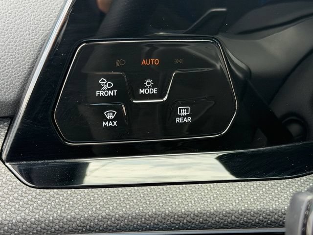 Certified 2024 Volkswagen Golf R AWD/4WD image 26