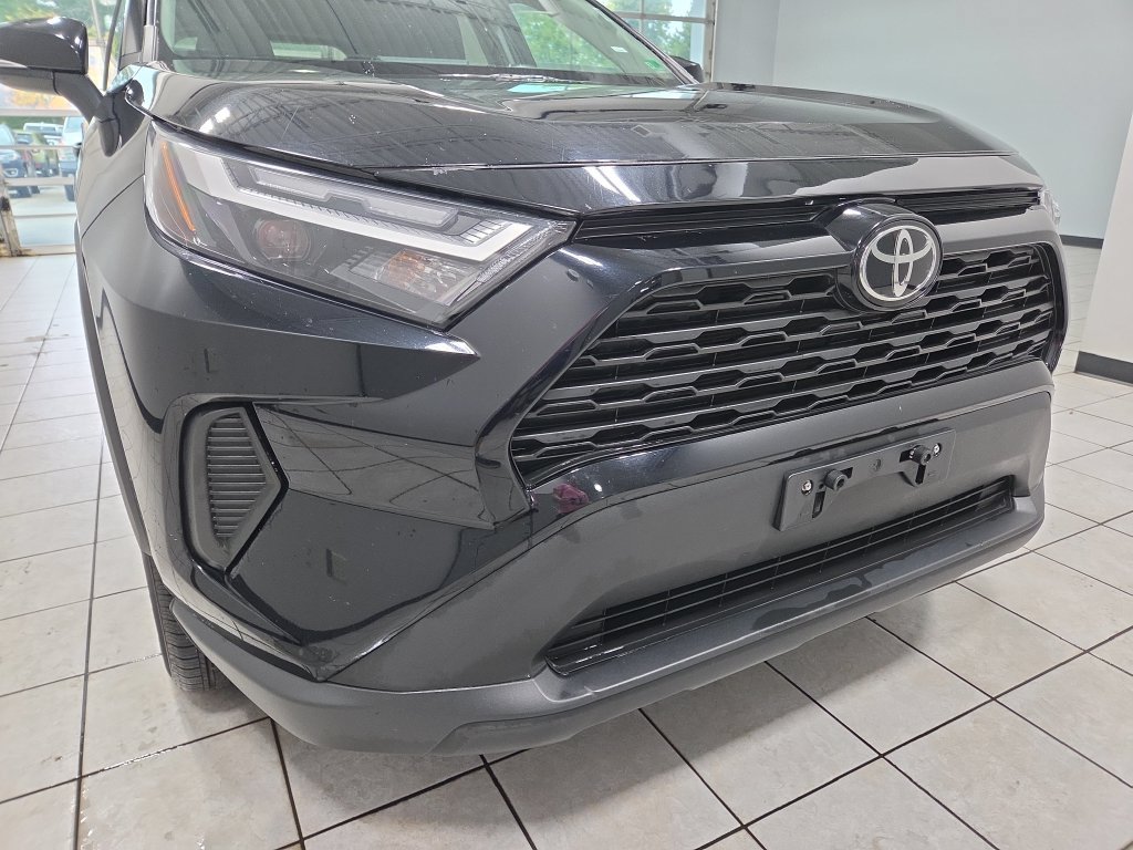 Used 2024 Toyota RAV4 XLE AWD/4WD image 22