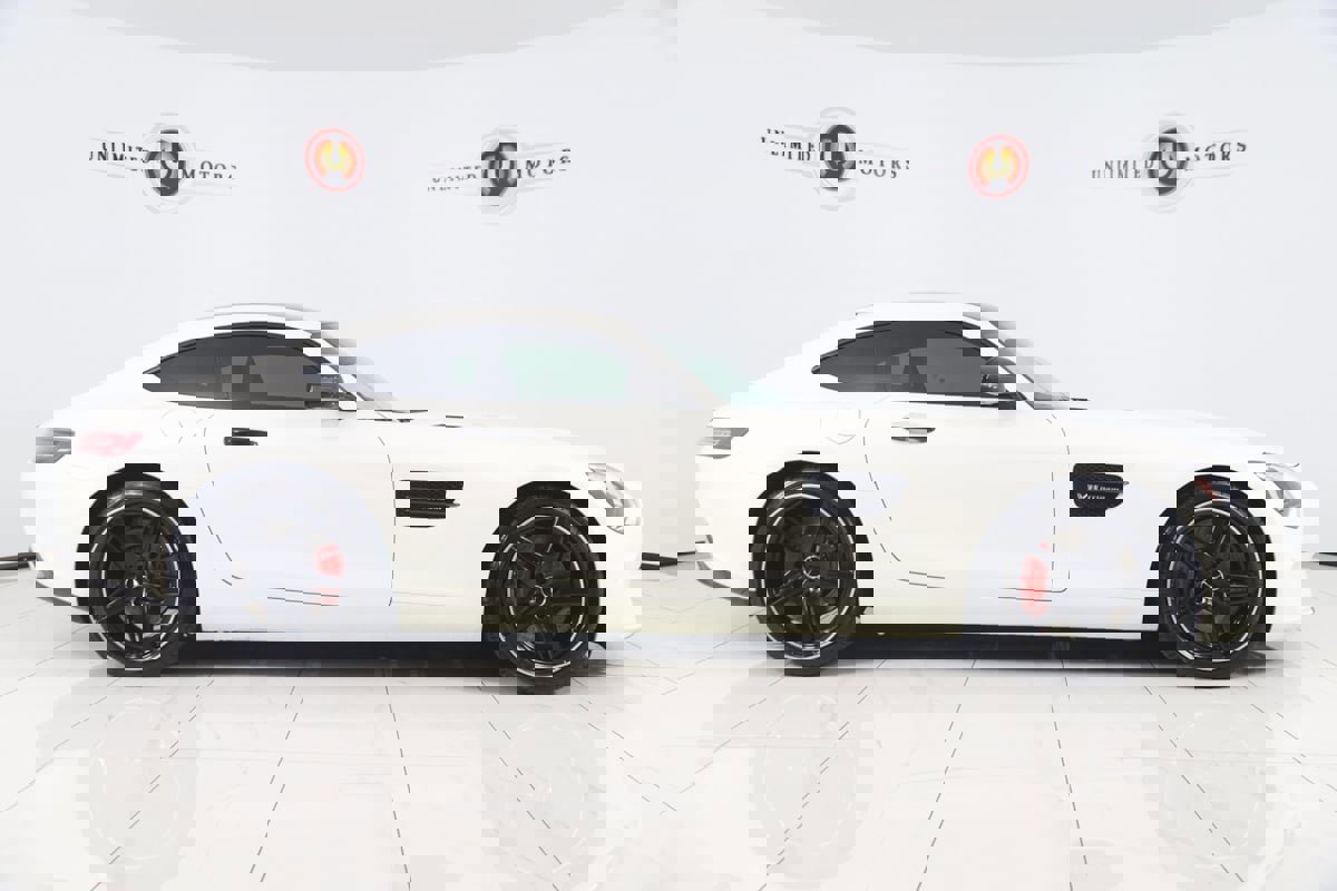 Used 2016 Mercedes-Benz AMG GT S image 2