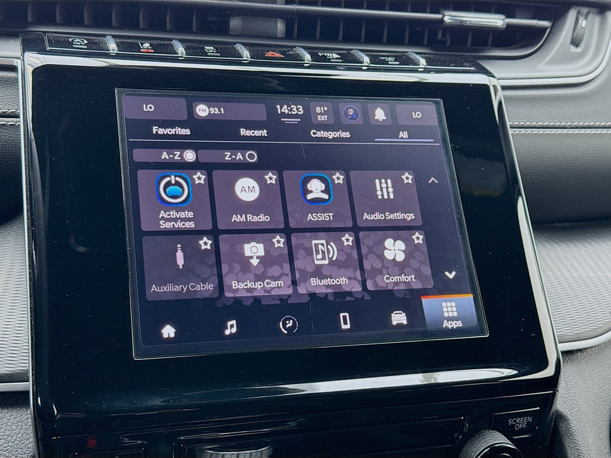 Used 2024 Jeep Grand Cherokee Laredo X RWD image 9