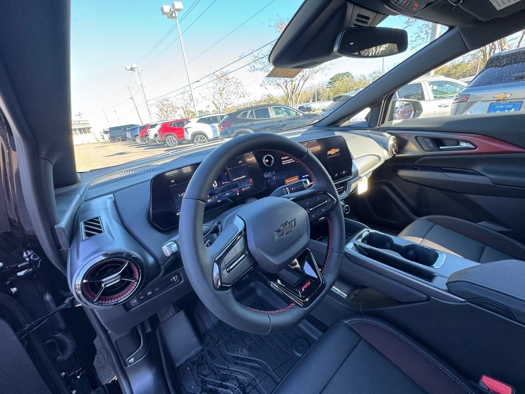 New 2026 Chevrolet Equinox EV RS FWD image 12
