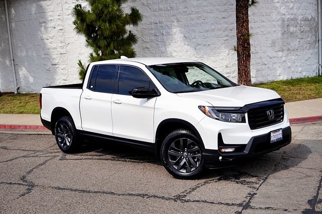 Certified 2023 Honda Ridgeline Sport image 1